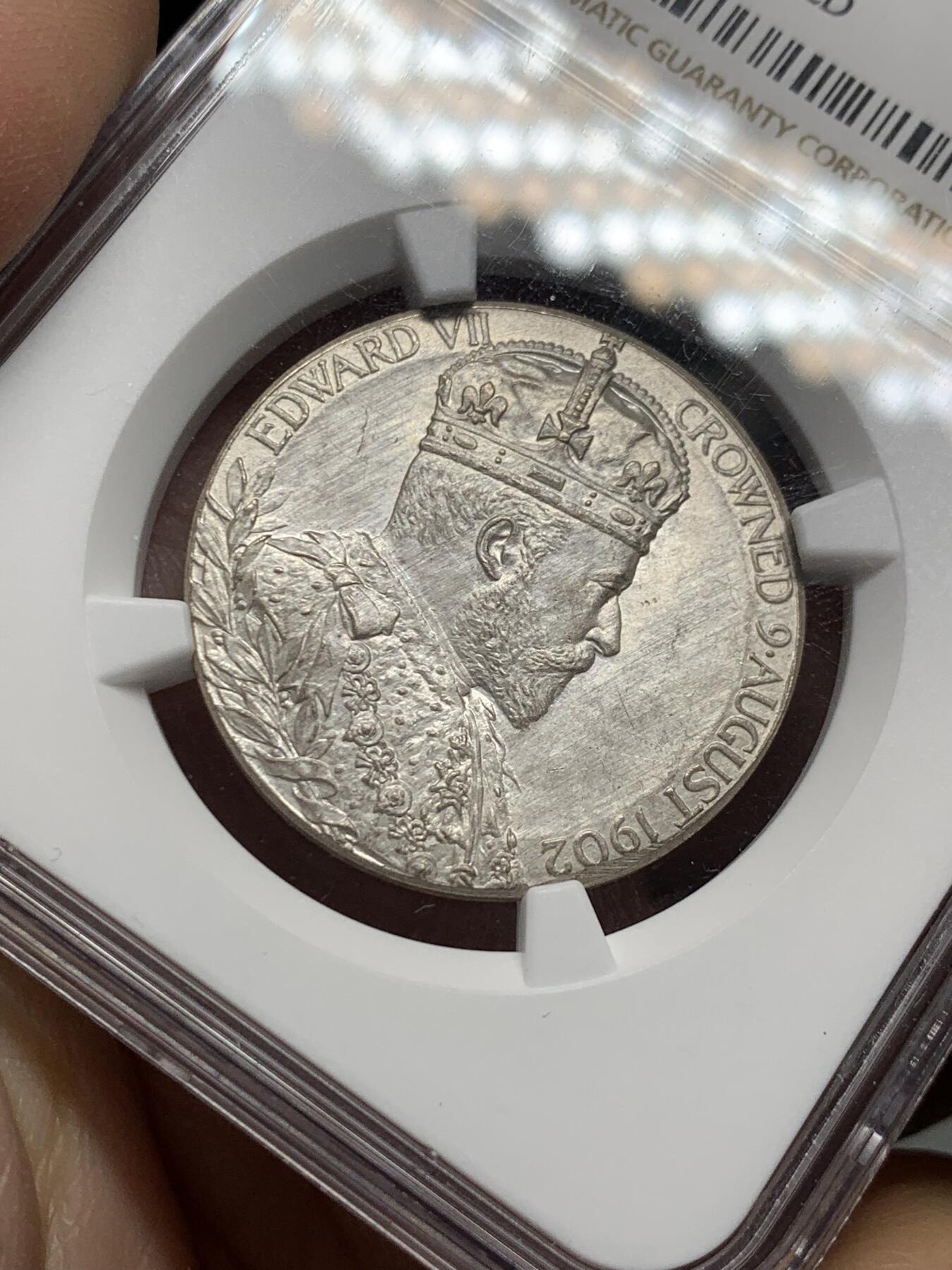 《竞宝斋》第334场 周日，周一 2场连拍 （全场包邮） NGC UNC 英国1902年爱德华七世登基纪念银章