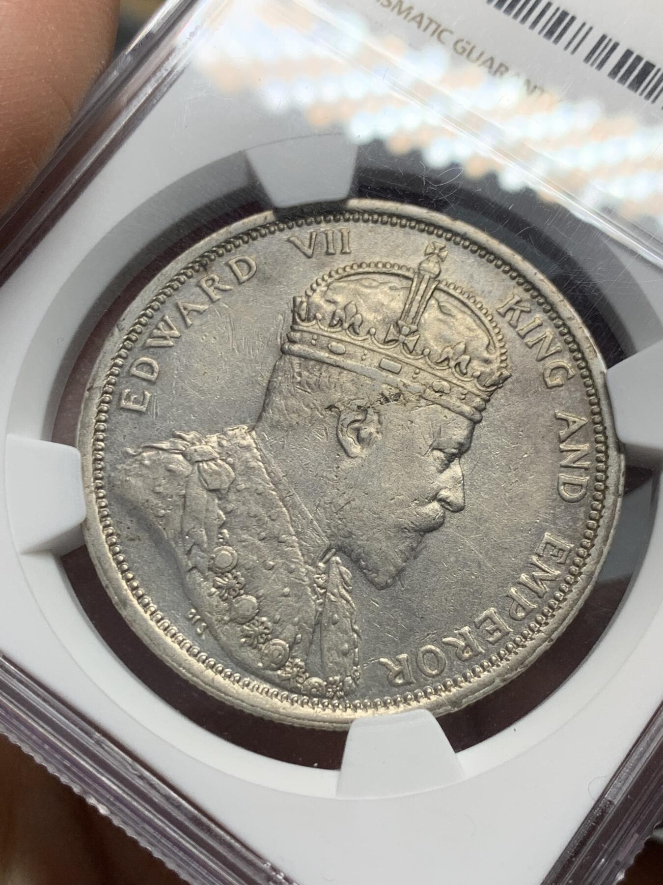 《竞宝斋》第334场 周日，周一 2场连拍 （全场包邮） NGC AU53 英属海峡1903年RAISED凸B版爱七一元大样银币，少见版