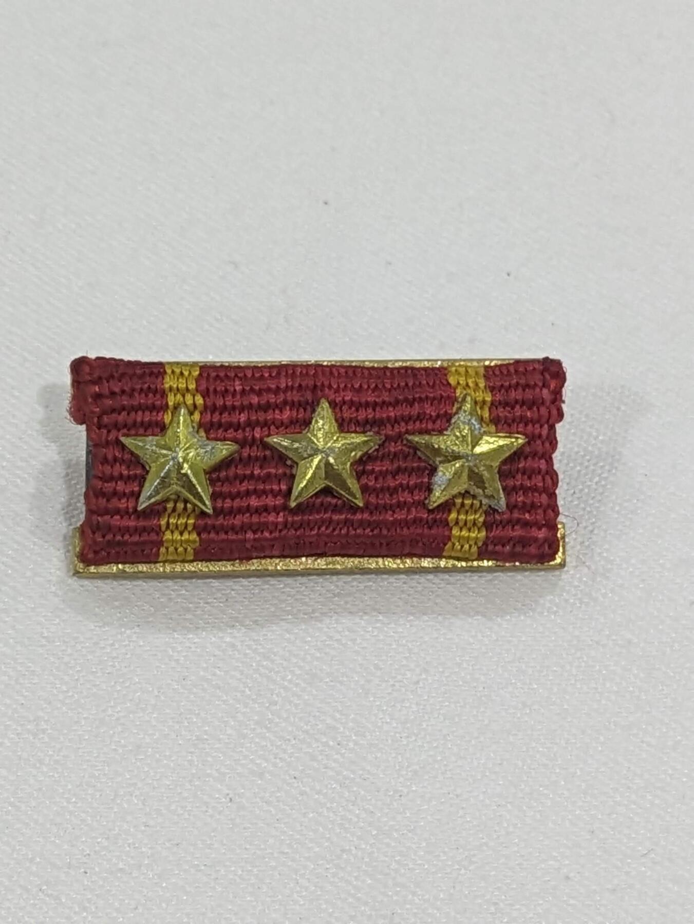 韵星假日精品2024冬季军品类拍卖会-- Rimey Holidays Boutique 2024 Winter Militaria Sale 越南人民共和国（北越）一级抗战勋章带勋略、原盒一套