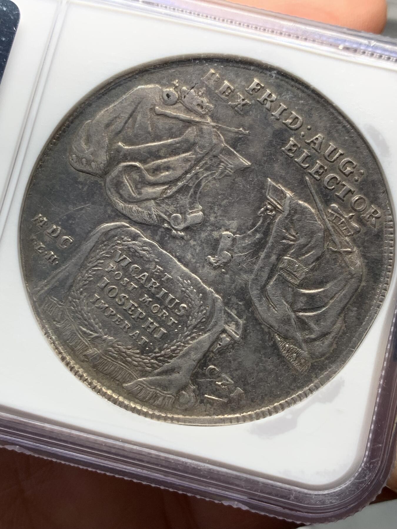 《竞宝斋》第334场 周日，周一 2场连拍 （全场包邮） NGC XFD 德国1711萨克森州弗雷德里克·奥古斯都一世1泰勒银币