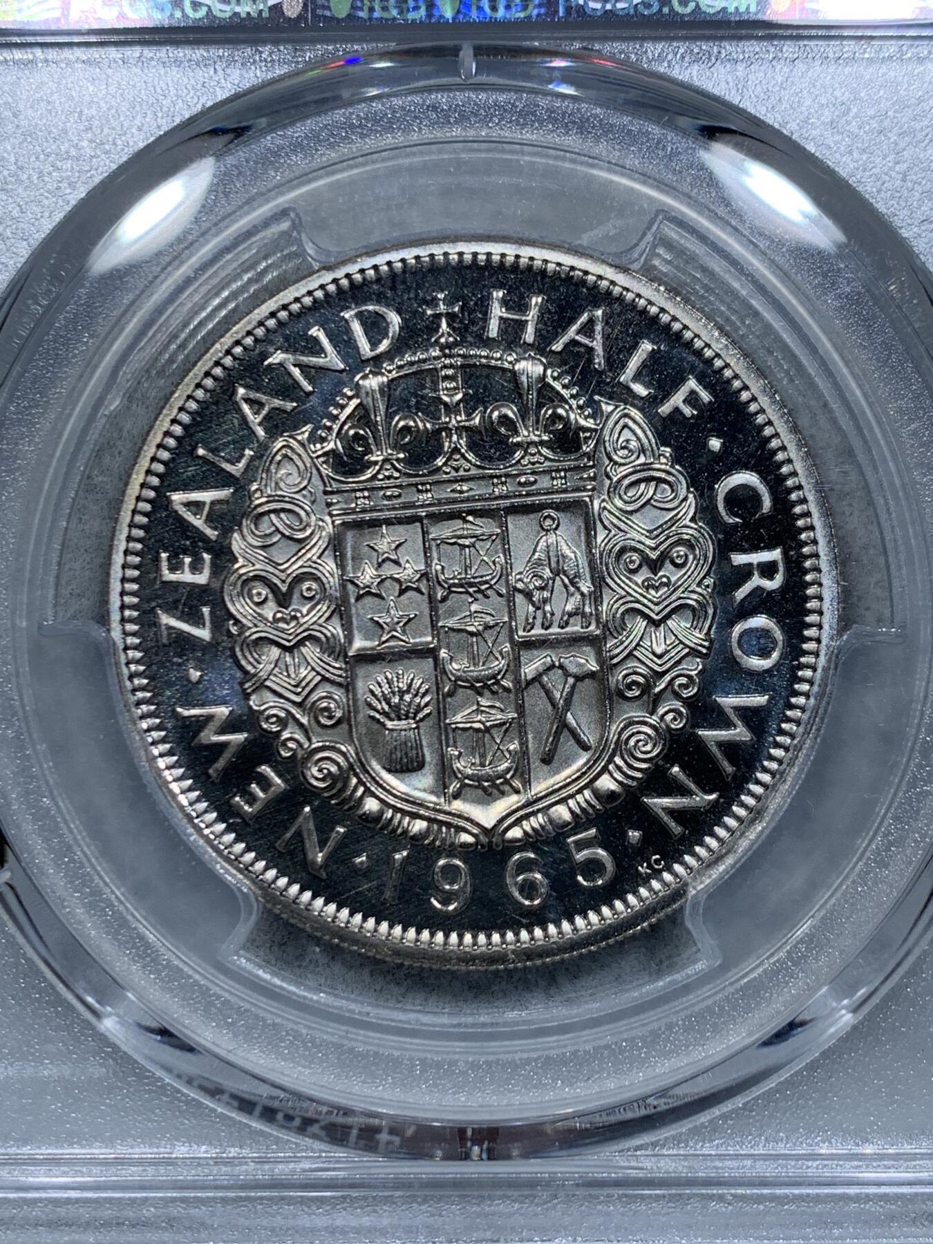 《竞宝斋》第334场 周日，周一 2场连拍 （全场包邮） PCGS SP66 新西兰1965年半克朗样币