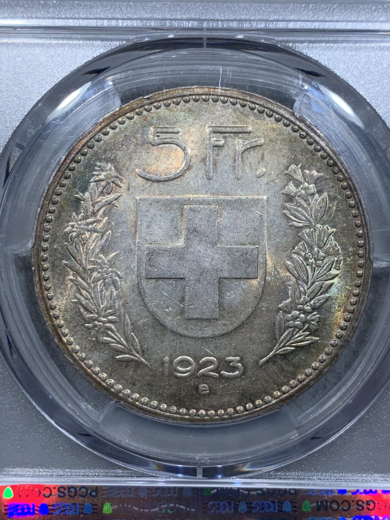 《竞宝斋》第334场 周日，周一 2场连拍 （全场包邮） PCGS MS62 环五彩原光瑞士1923年5法郎大银币