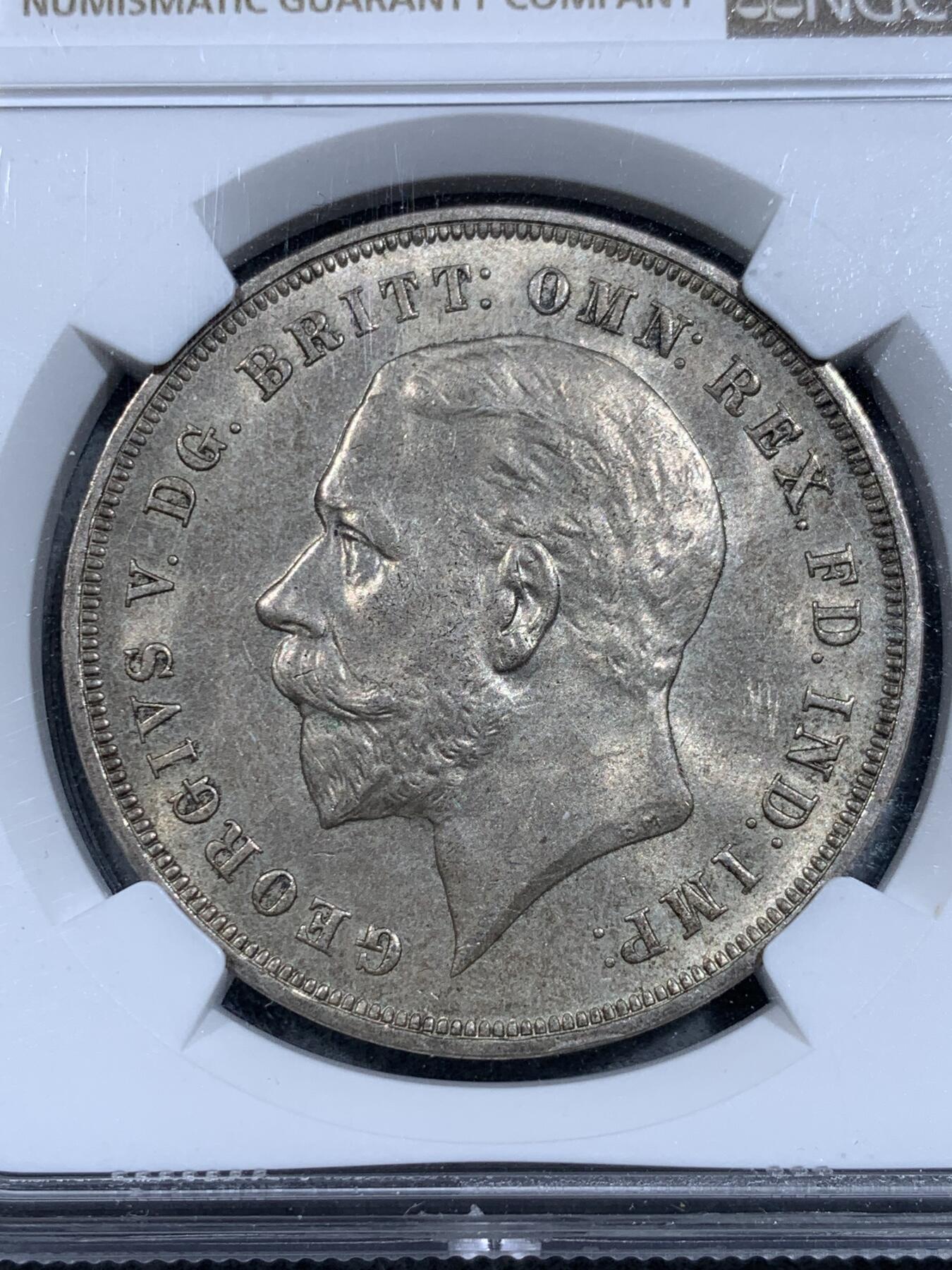 《竞宝斋》第334场 周日，周一 2场连拍 （全场包邮） NGC MS64 英国1935年乔治五世木马剑克朗银币 英系经典品种