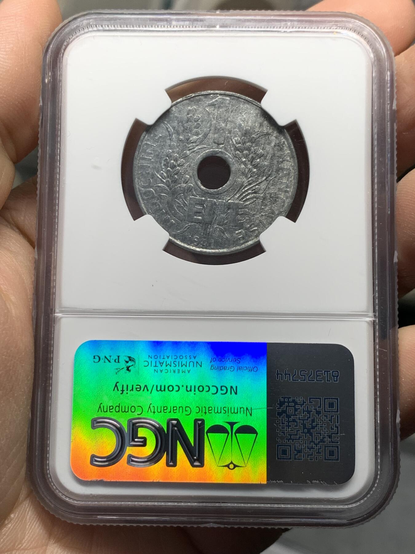 《竞宝斋》第334场 周日，周一 2场连拍 （全场包邮） NGC MS62 法属印支1941花帽1分锌币 保存非常难得
