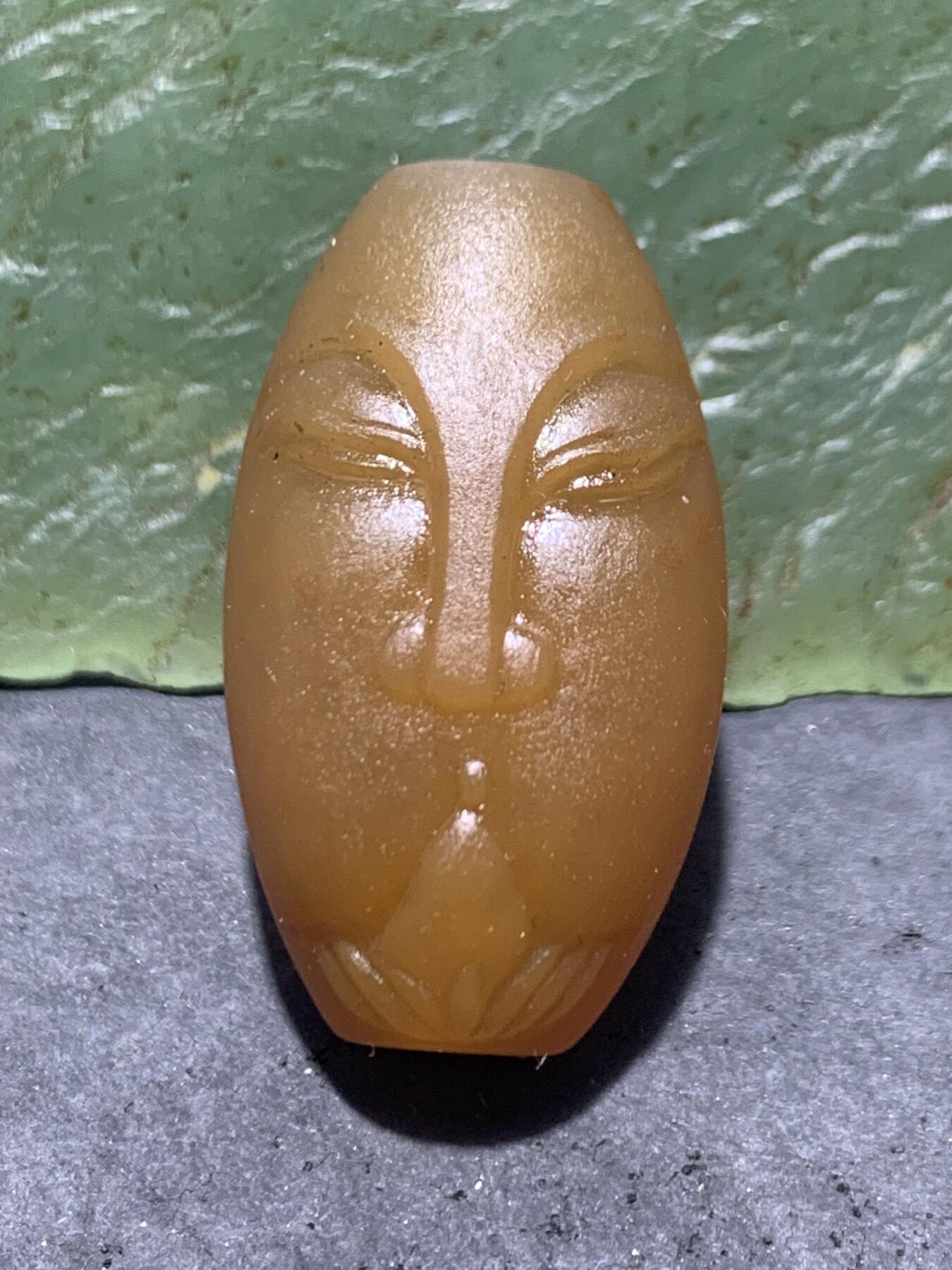 精美亚光冻料战国红玛瑙手工雕刻花开见佛勒子一个