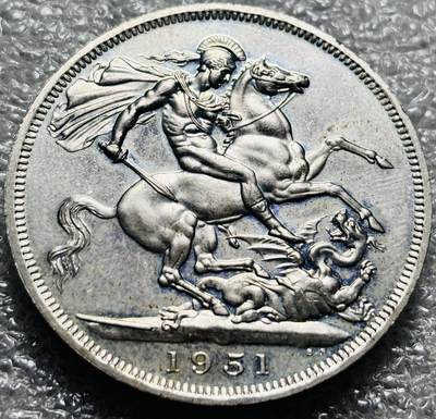 文馨钱币收藏第 192 场，世界各国老铜币 - 1951 年英国乔治六世版五先令克朗大币，英国最后的马剑