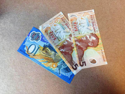 【Blue Auction】✨世界纸币精拍第590期【精】 【一组3张】新西兰5-10元 塑料钞 全新UNC