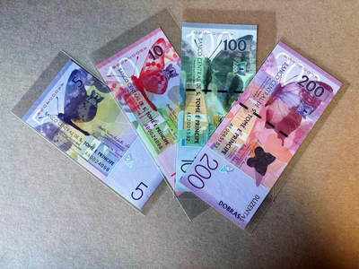 【Blue Auction】✨世界纸币精拍第590期【精】 【一组4张 含首发冠及无47】圣多美和普林西比 5-200科多巴 全新UNC