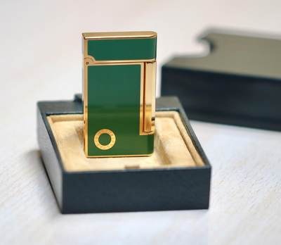 大猫火机拍卖 第1期 - 宝格利 绿面纪念款 原盒 99品