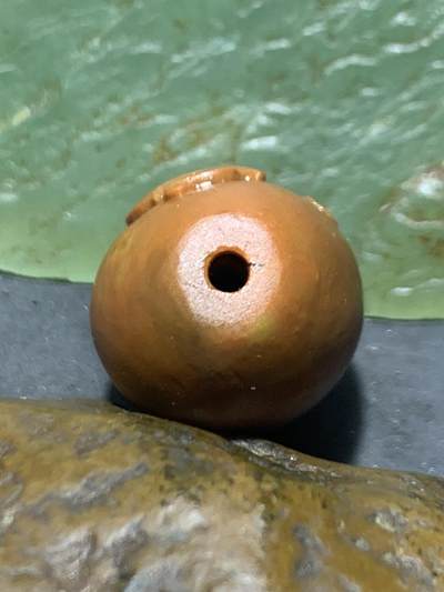 精美亚光战国红玛瑙手工雕刻仿古龙戏珠，桶珠一个！ 精美亚光战国红玛瑙手工雕刻仿古龙戏珠，桶珠一个！