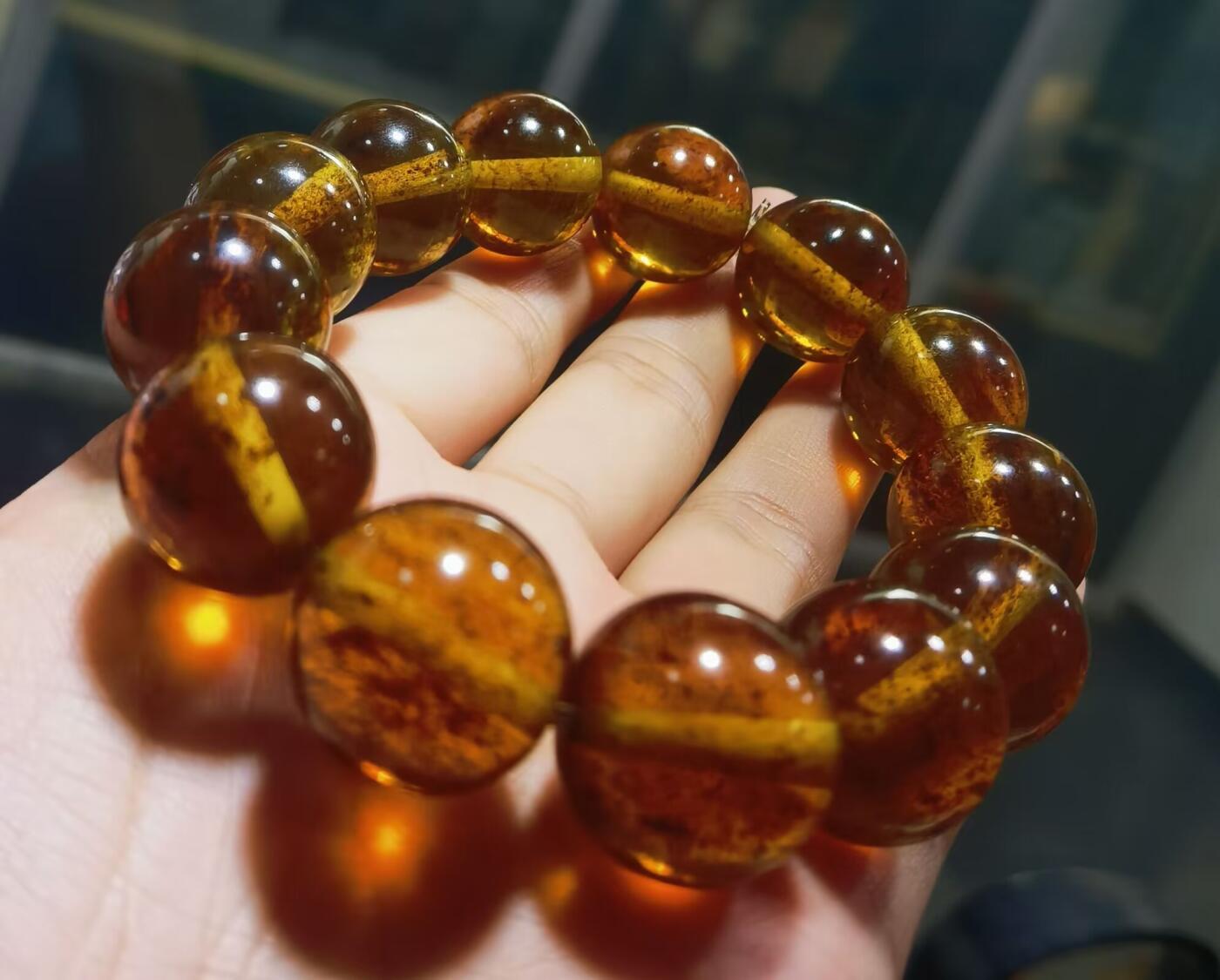 天然琥珀佛珠手串男款内部可见天然火山灰等，全品 尺寸:1.8cm克重:47.9