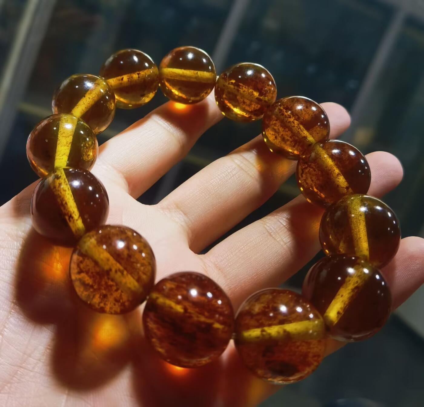 天然琥珀佛珠手串男款内部可见天然火山灰等，全品 尺寸:1.8cm克重:47.9