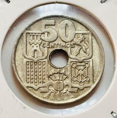 文馨钱币收藏第 193 场，世界各国老铜币 - 1963 年西班牙中孔 50 分，剪头向上版