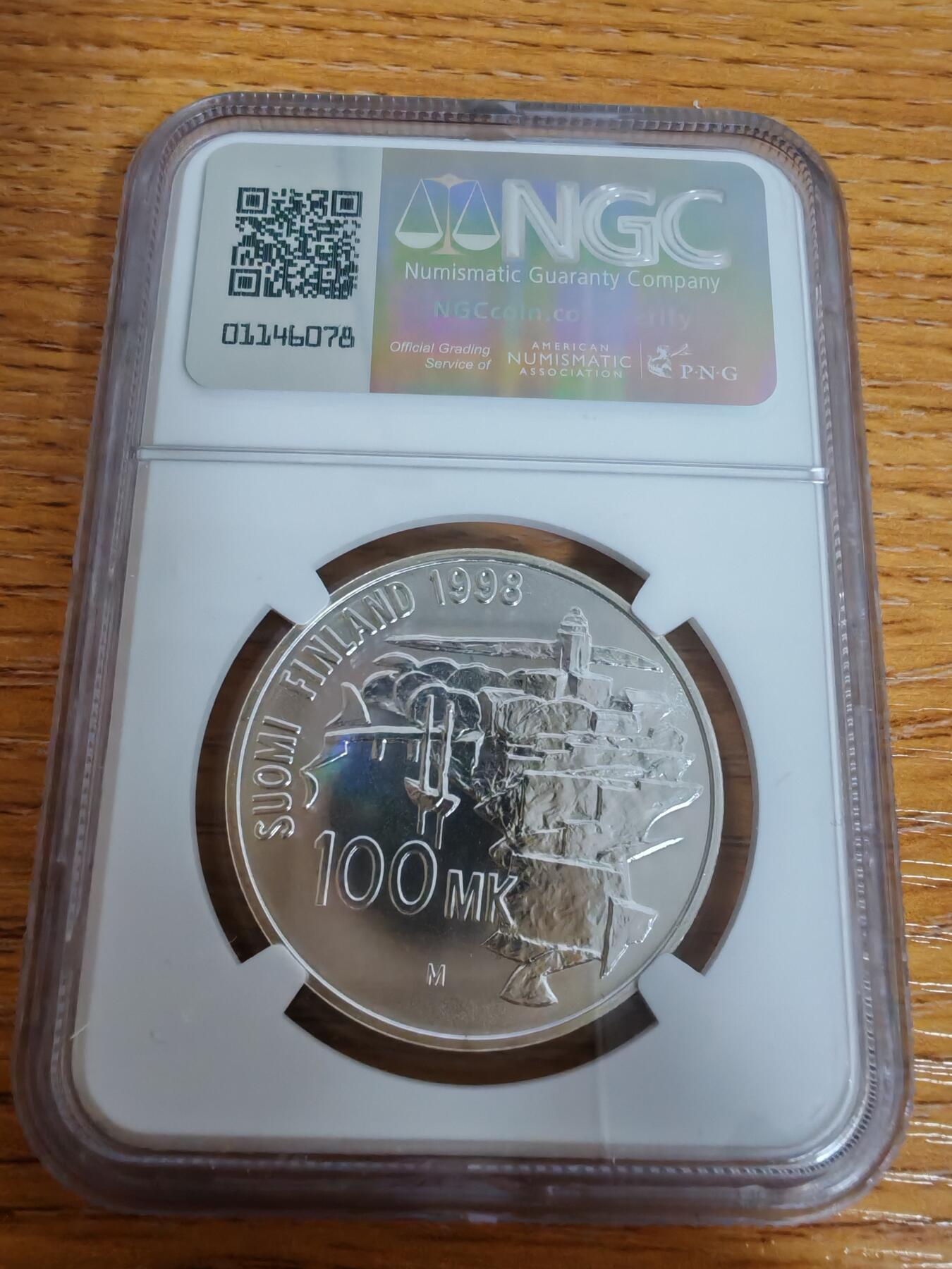 长老汇龙年精选第三十三场拍卖 1998 MO芬兰苏门林纳要塞100马克银币，NGC MS67，更高1枚