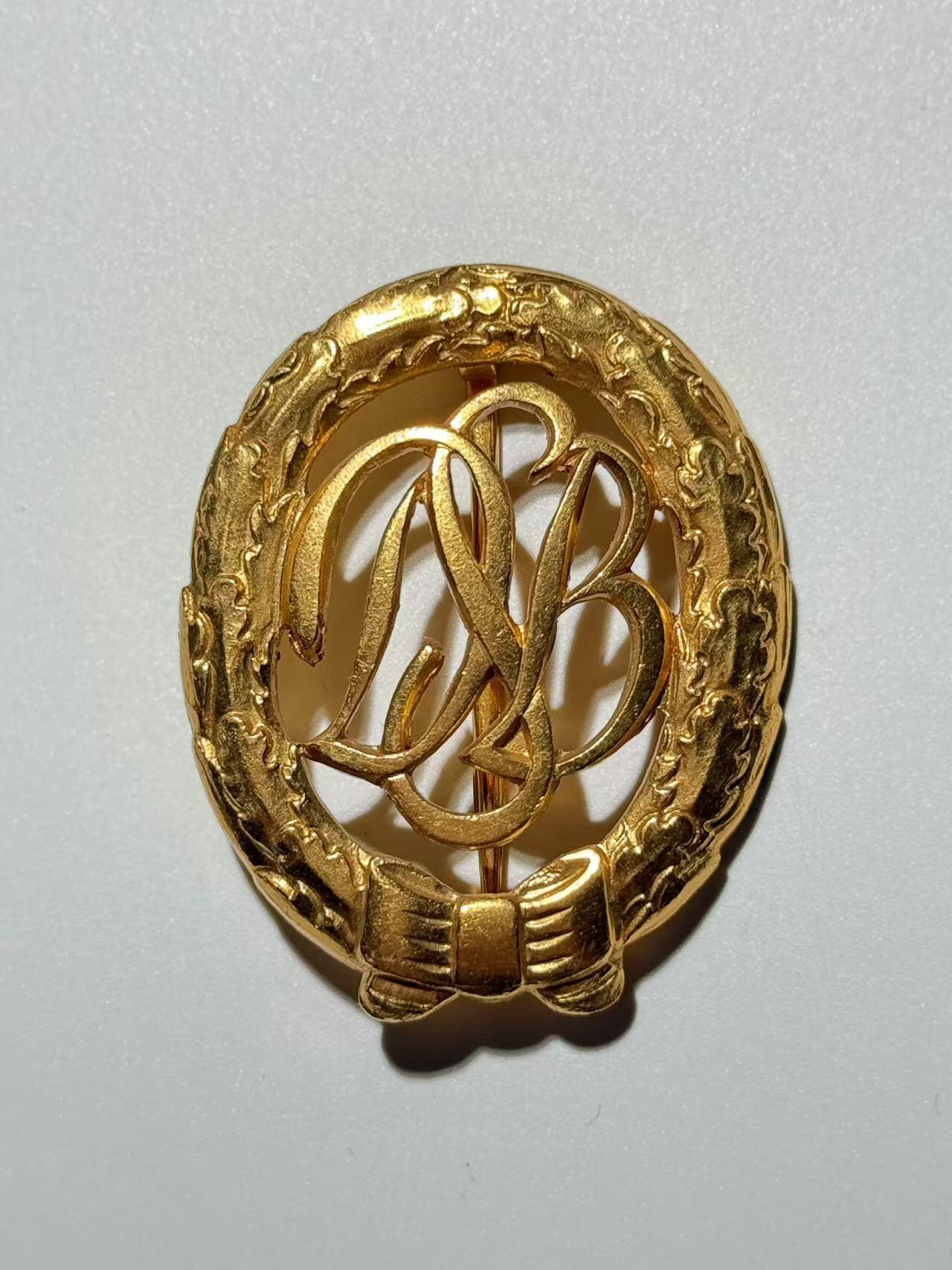 韵星假日精品2024冬季军品类拍卖会-- Rimey Holidays Boutique 2024 Winter Militaria Sale 联邦德国金级体能章
