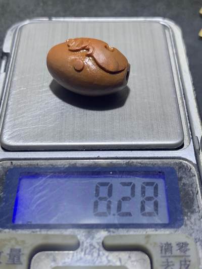 精美亚光战国红玛瑙手工雕刻仿古龙戏珠，桶珠一个！ 精美亚光战国红玛瑙手工雕刻仿古龙戏珠，桶珠一个！