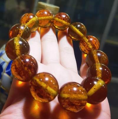天然琥珀佛珠手串男款内部可见天然火山灰等，全品 尺寸:1.8cm克重:47.9 - 天然琥珀佛珠手串男款内部可见天然火山灰等，全品 尺寸:1.8cm克重:47.9