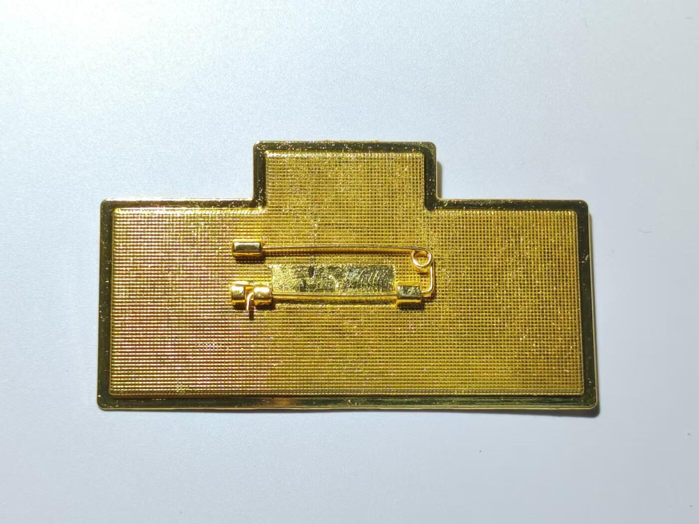 韵星假日精品2024冬季军品类拍卖会-- Rimey Holidays Boutique 2024 Winter Militaria Sale 越南社会主义共和国军官略一套（详情见介绍）