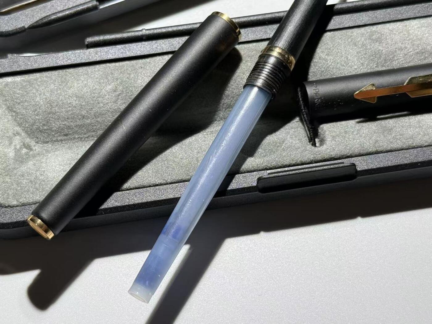 韵星假日精品2024冬季军品类拍卖会-- Rimey Holidays Boutique 2024 Winter Militaria Sale 派克Parker Arrow系列钢笔 带原盒 第一版logo