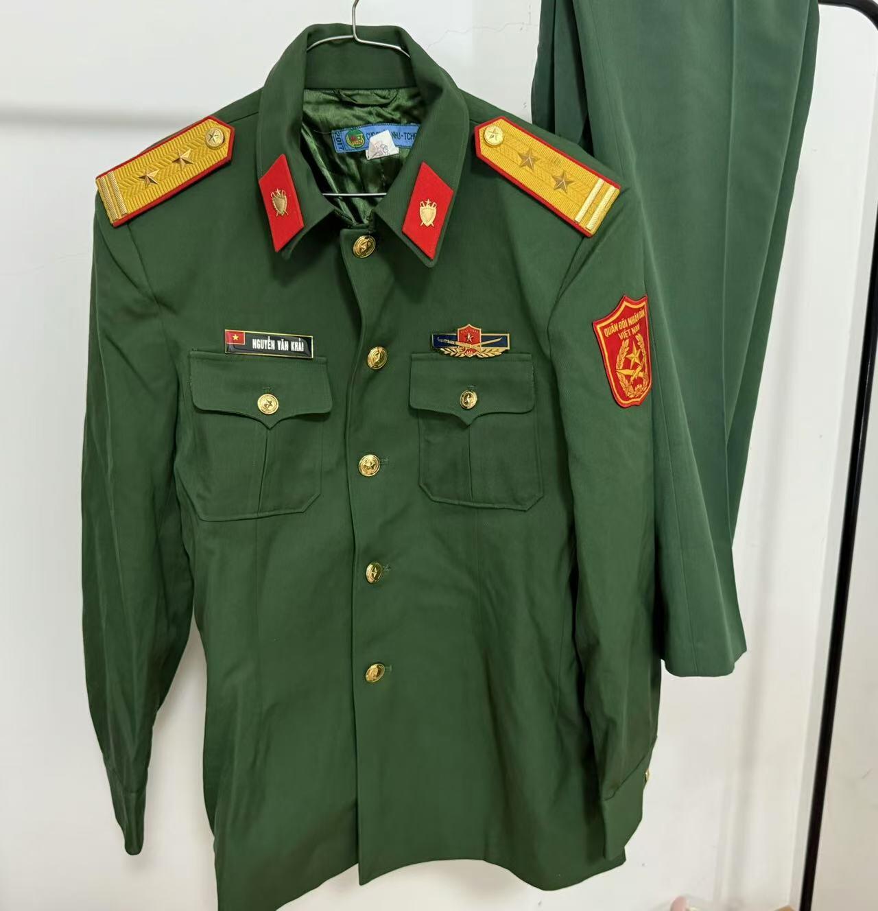 韵星假日精品2024冬季军品类拍卖会-- Rimey Holidays Boutique 2024 Winter Militaria Sale 越南人民军中校常服全套（175cm）（详情介绍）