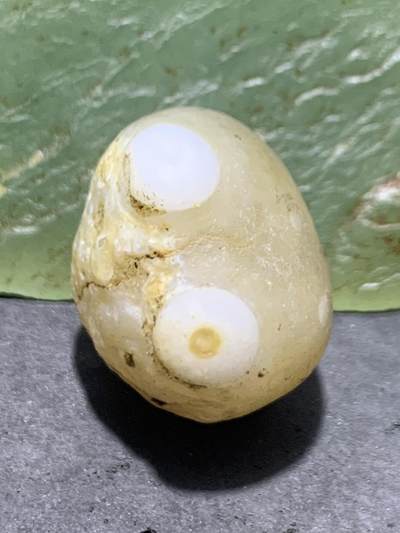 放福利！精美天然阿拉善白玛瑙双天眼原石一颗， - 放福利！精美天然阿拉善白玛瑙双天眼原石一颗，