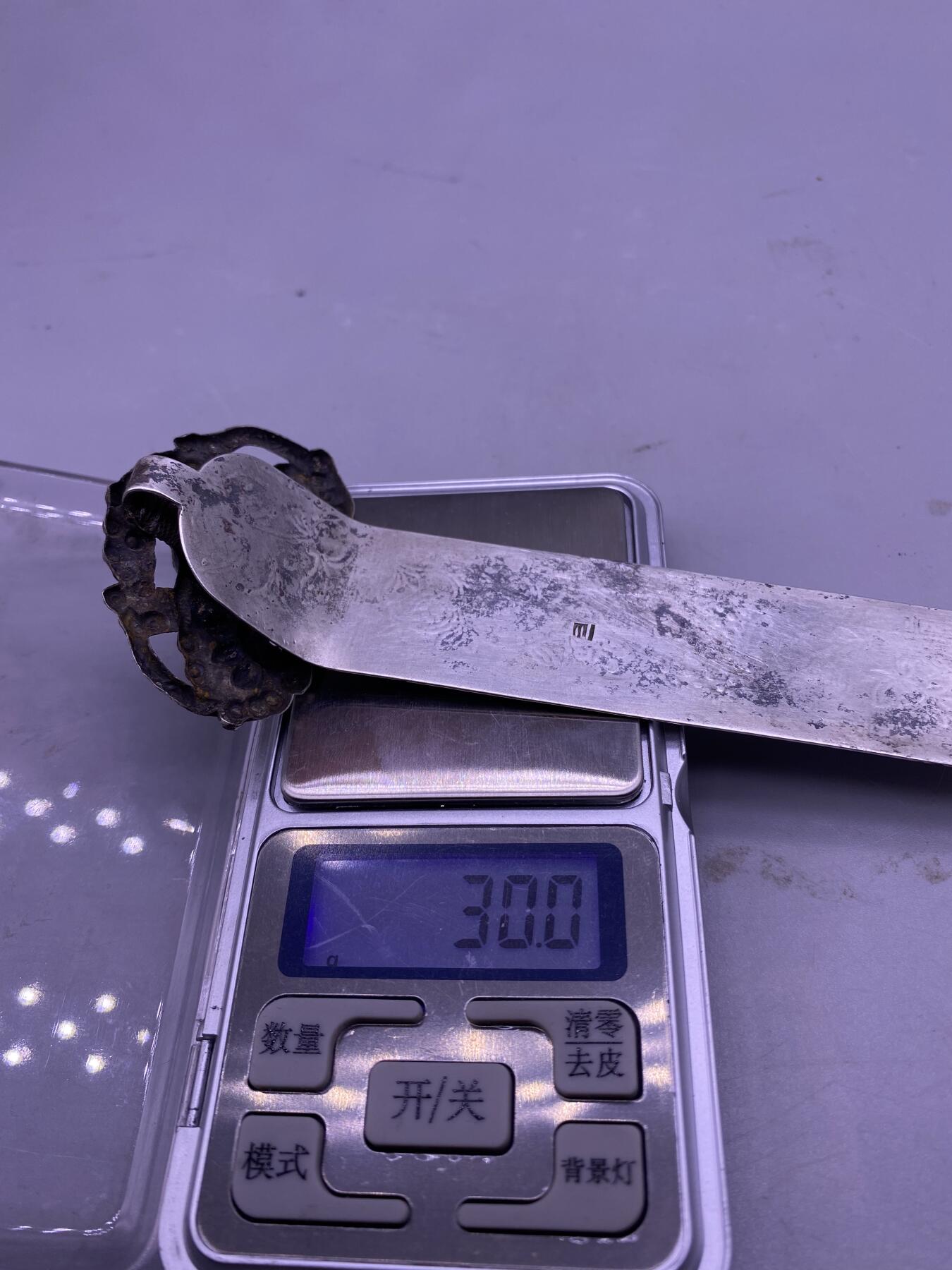 老银蝴蝶发簪，尺寸14.2厘米，品相如图，450包快递