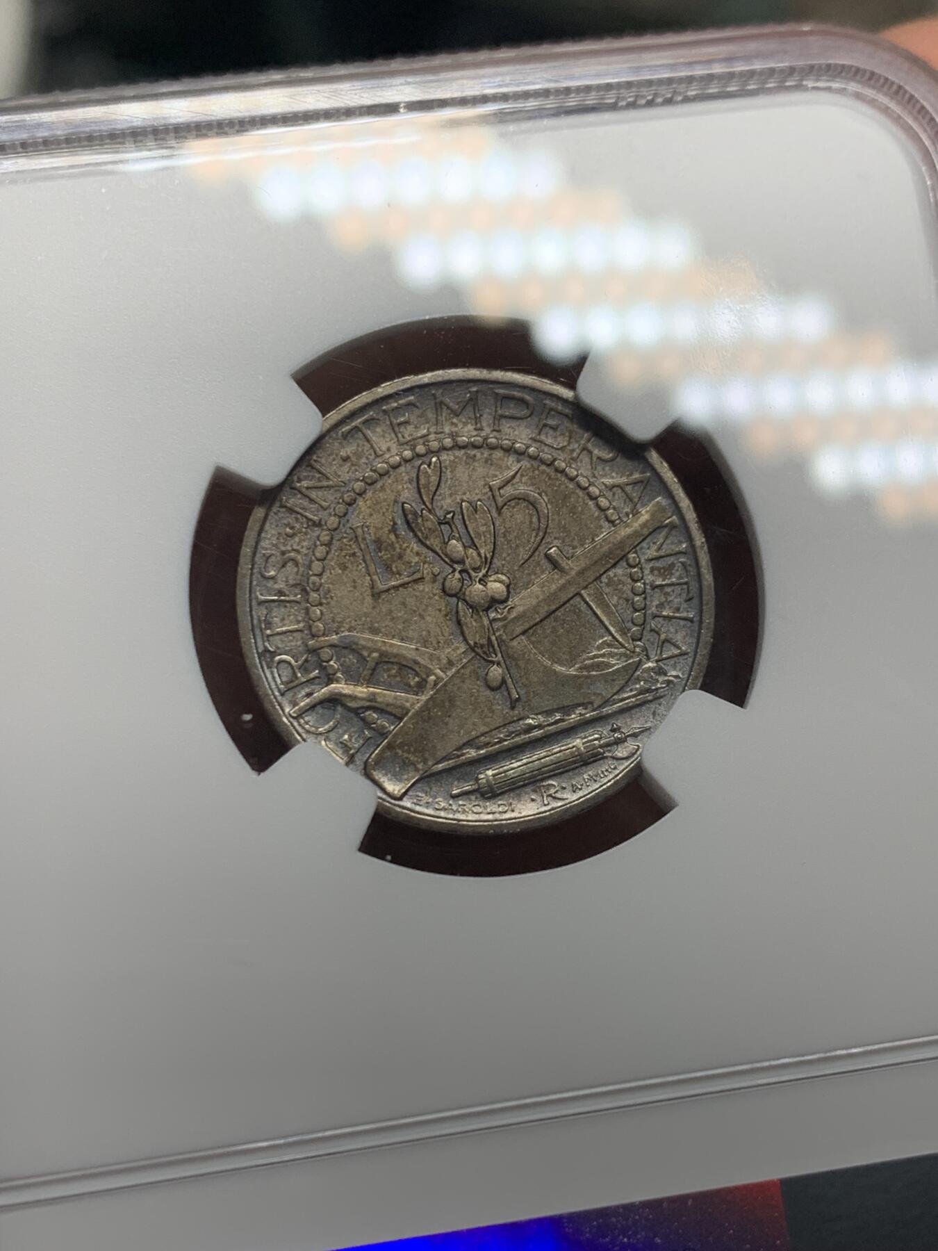 《竞宝斋》第335场 周日，周一 2场连拍 （全场包邮） NGC UNCD 圣马力诺1932年5里拉银币