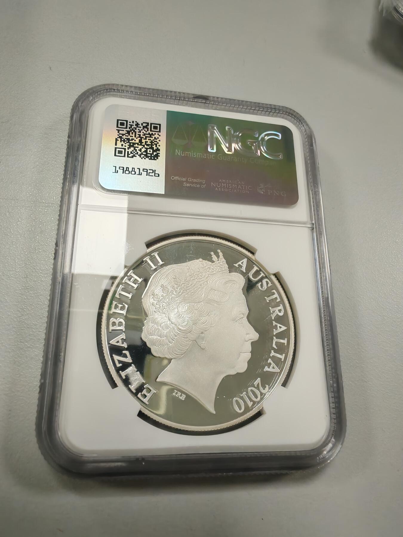 长老汇龙年精选第三十四场拍卖 2010澳大利亚虎年1元精制银币，NGC PF70UC，3枚并列冠军之一
