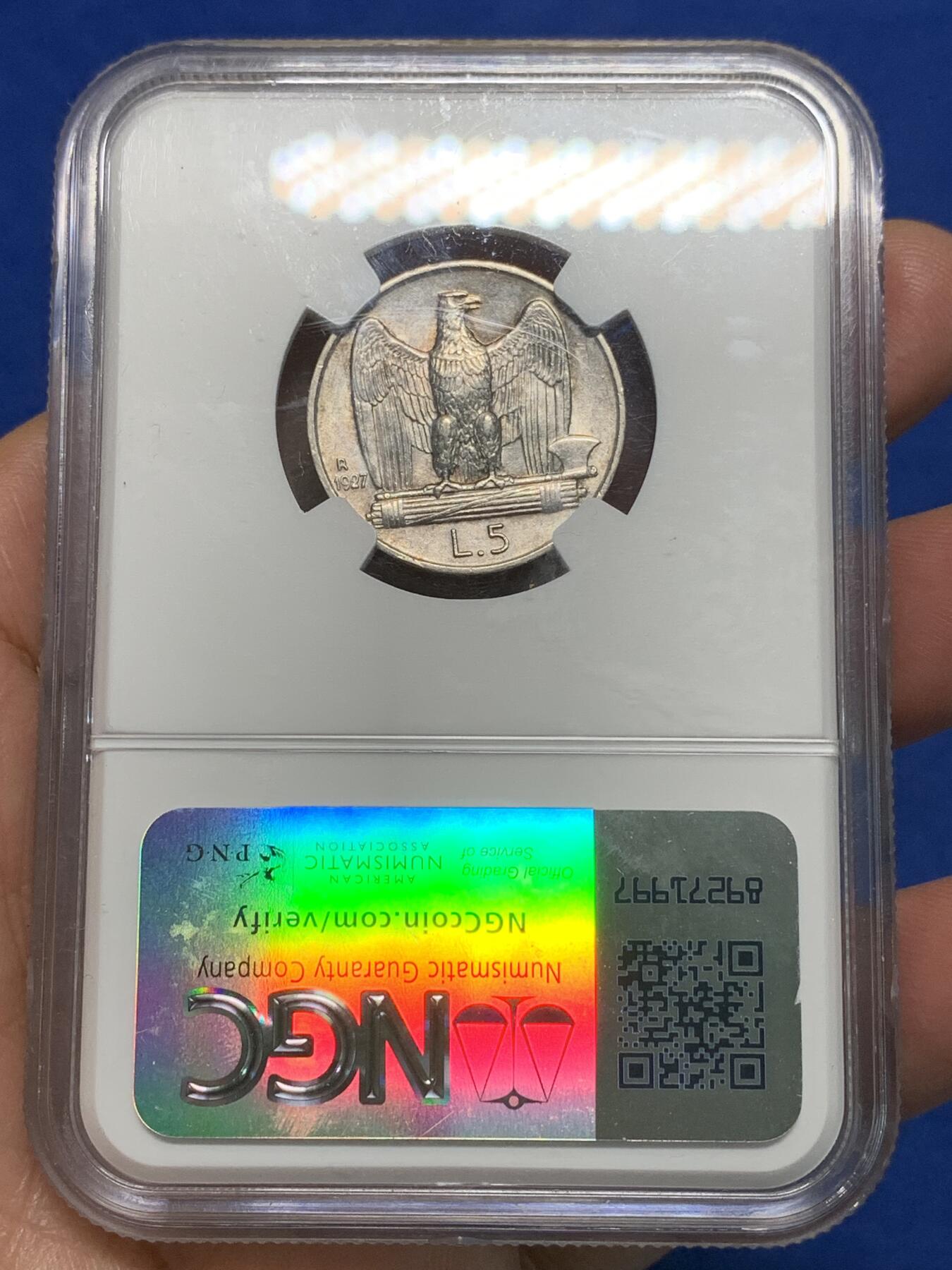 《竞宝斋》第335场 周日，周一 2场连拍 （全场包邮） NGC AUD 意大利 1927R 5L银币 淡环彩包浆