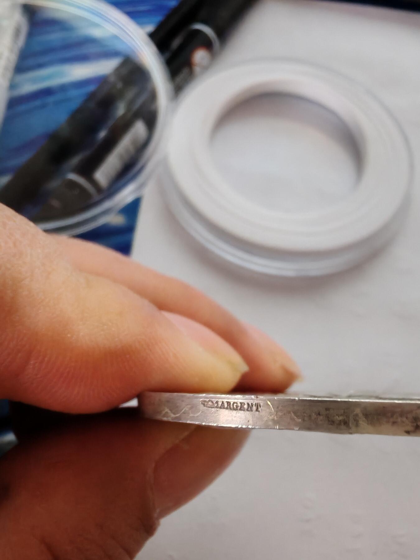 长老汇龙年精选第三十四场拍卖 法国农业银章，49.85克，47MM，边有银标