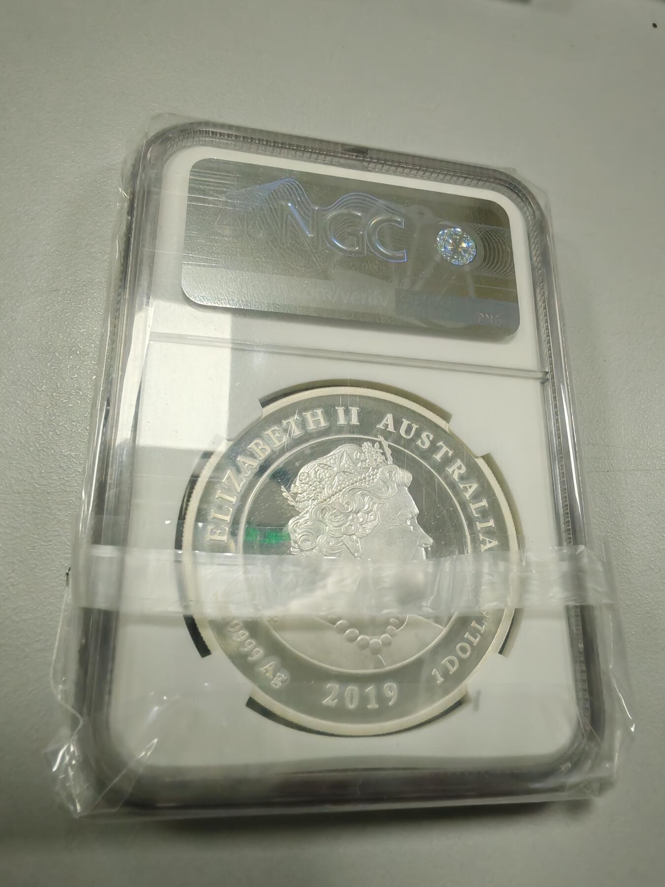 长老汇龙年精选第三十四场拍卖 2019澳大利亚登月50周年1元精制银币，NGC PF70UC，首期标