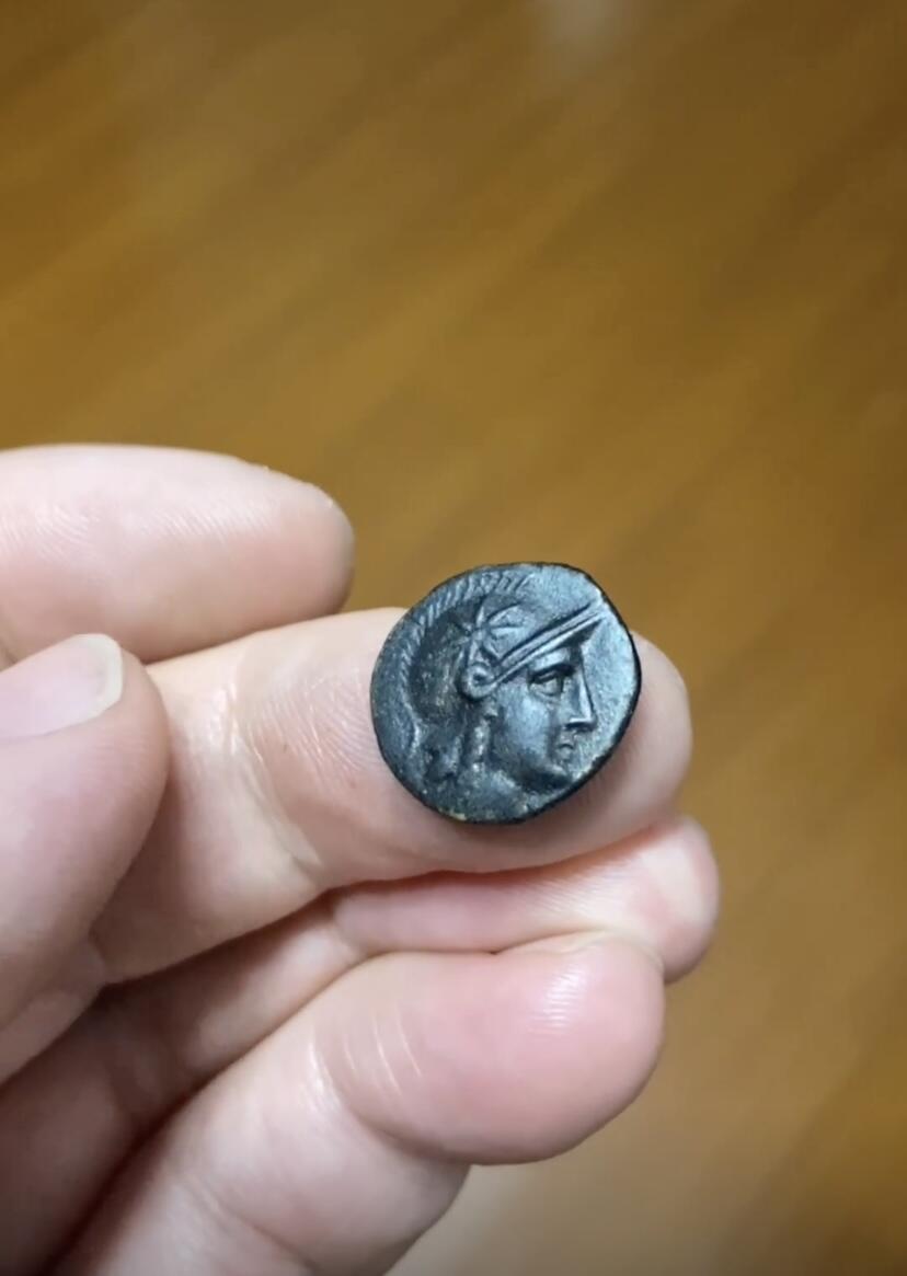 古希腊 雅典娜与猫头鹰，站立在宙斯闪电上的猫头鹰 感兴趣的话点“我想要”和我私聊吧～