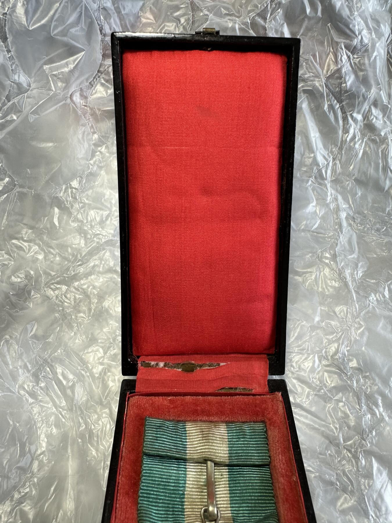 十二月精美世界钱币，章 日本甲午战争从军记章，极美品，原盒，稀少