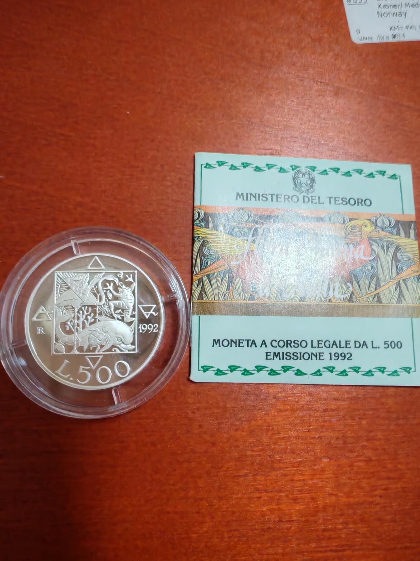 长老汇龙年精选第三十五场拍卖 1992意大利动植物系列500里拉精制银币，盒证全，获奖币