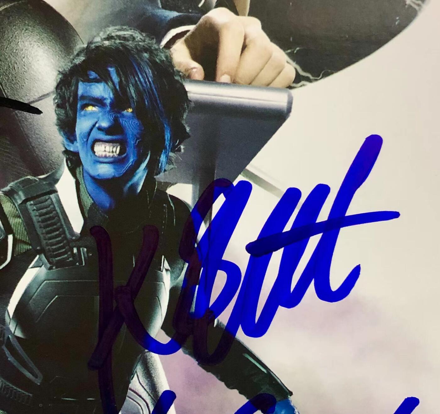 零元拍：《X战警 天启》IMAX 3D原版海报，16位卡司亲笔签名，基本涵盖了所有变种人的签名海报，尺寸：285/420MM。