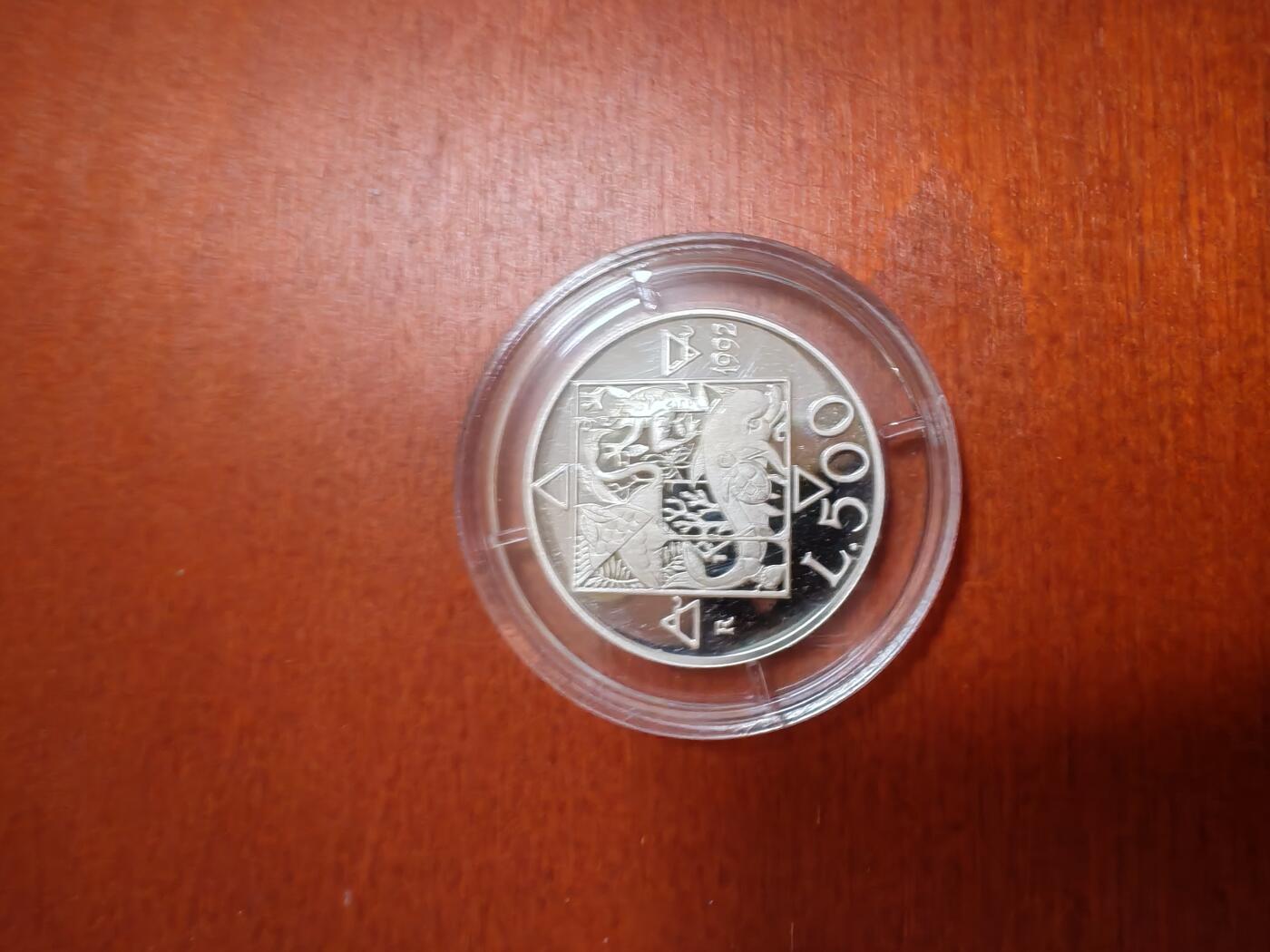 长老汇龙年精选第三十五场拍卖 1992意大利动植物系列500里拉精制银币，盒证全，获奖币