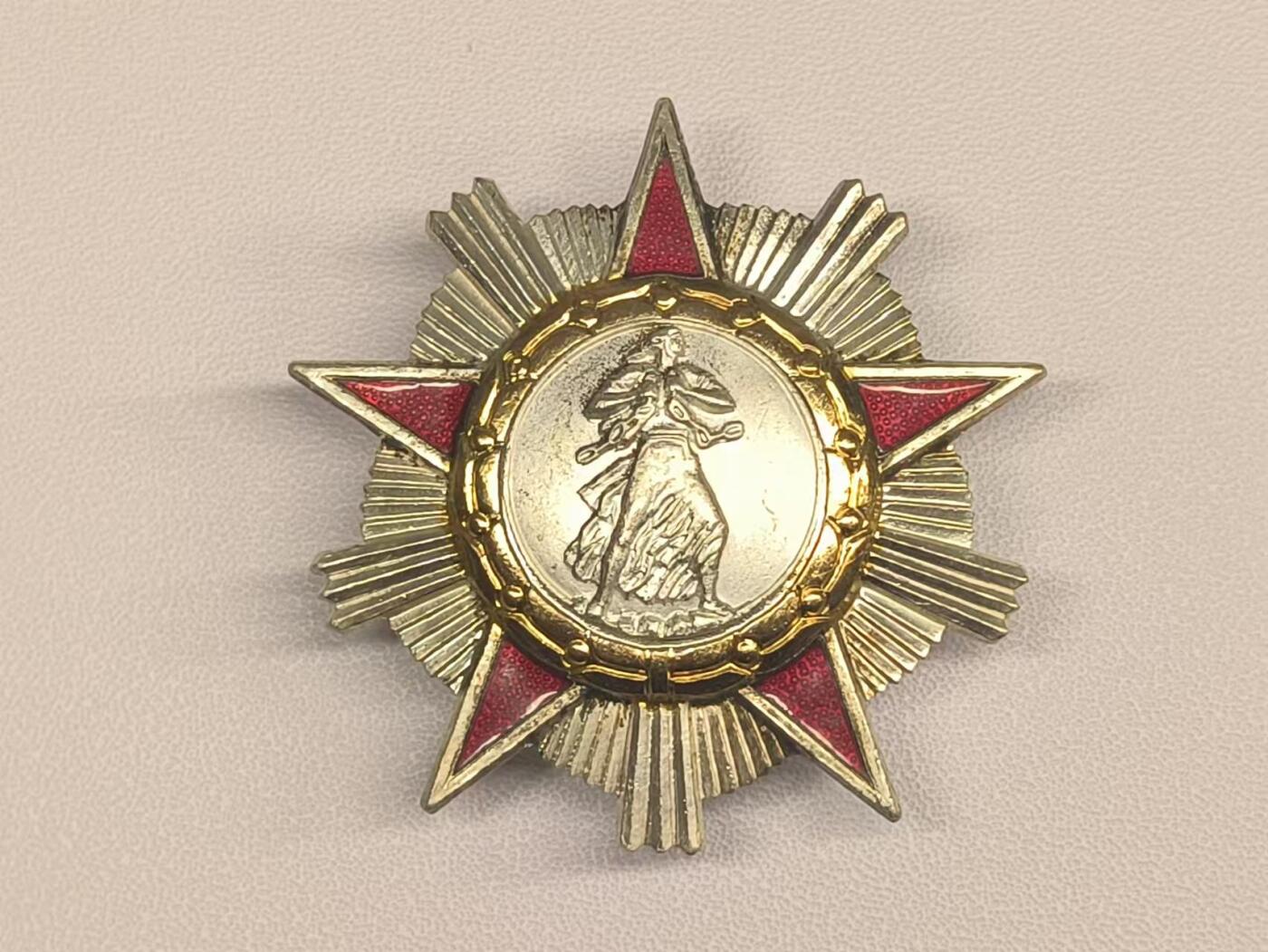 韵星假日精品2024冬季军品类拍卖会-- Rimey Holidays Boutique 2024 Winter Militaria Sale 阿尔巴尼亚二级自由勋章