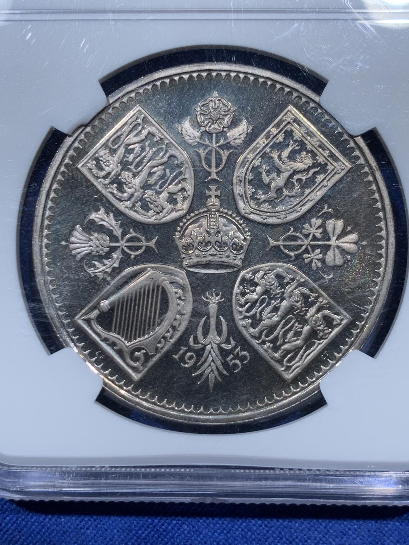 《竞宝斋》第336场 周日，周一 2场连拍 （全场包邮） NGC PF65CAMEO 英国1953年女王登基精制1克朗