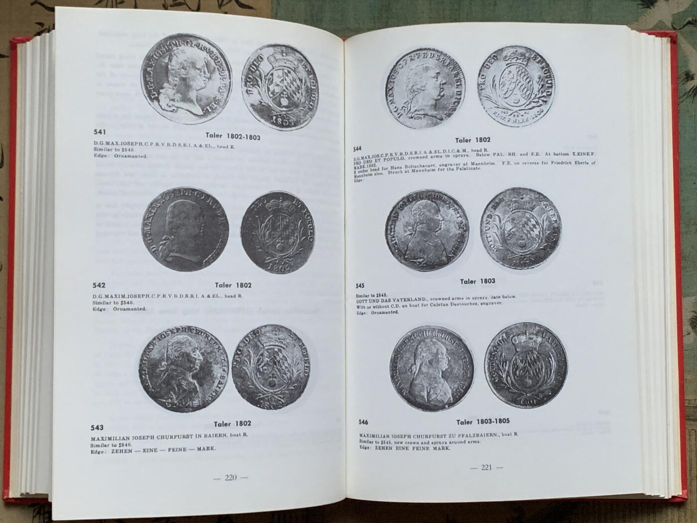 《竞宝斋》第336场 周日，周一 2场连拍 （全场包邮） 达文波特欧洲克朗目录1800-至今，经典红宝书，欧洲泰勒收藏必备