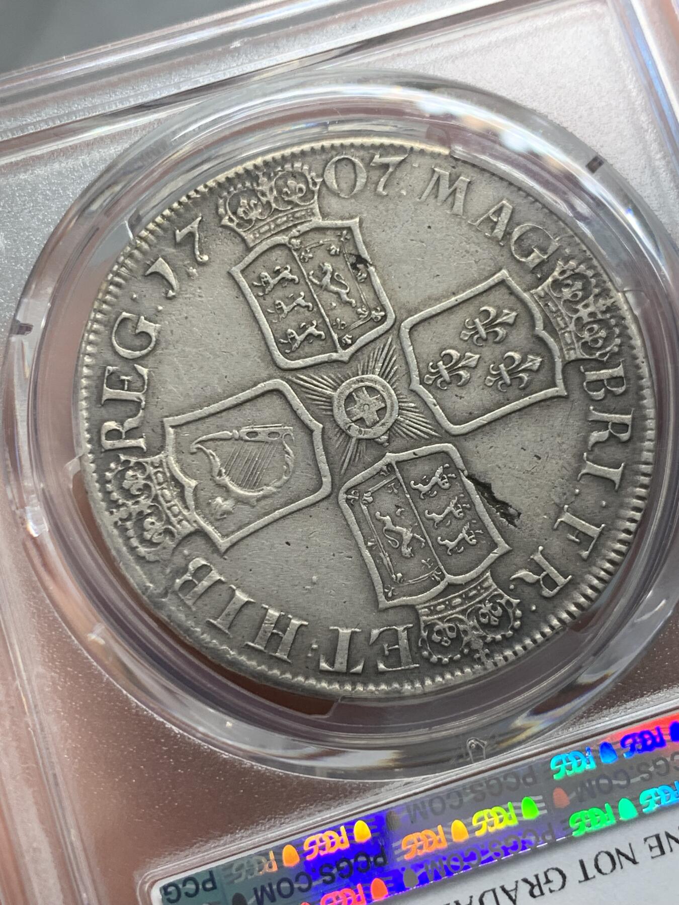 《竞宝斋》第336场 周日，周一 2场连拍 （全场包邮） PCGS XFD英国1707年安妮女王克朗，人像下字母E代表爱丁堡造币厂铸造，仅发行2年