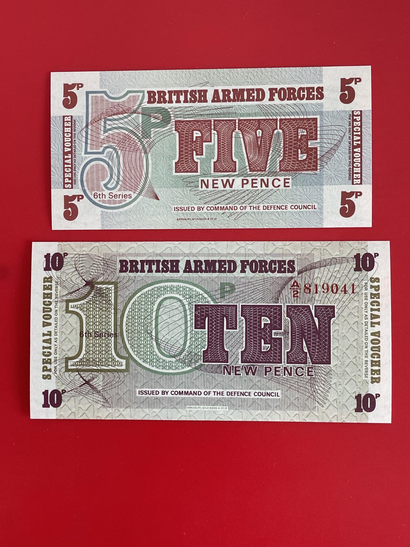 外国纸币专场241228第二十五场 英国🇬🇧殖民地军票5便士一5镑7张套，含3种不同版1镑。全新品相UNC。