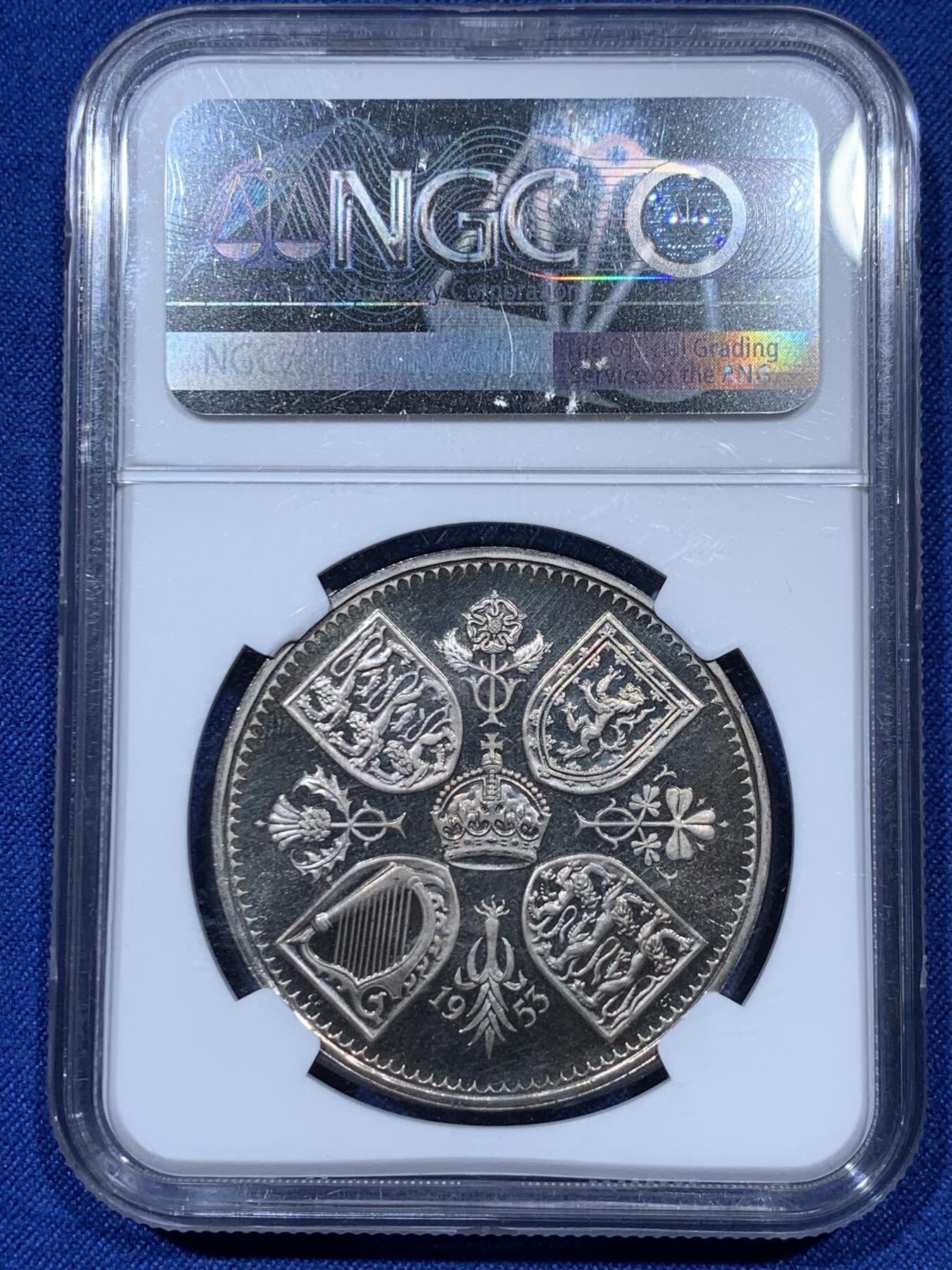 《竞宝斋》第336场 周日，周一 2场连拍 （全场包邮） NGC PF65CAMEO 英国1953年女王登基精制1克朗