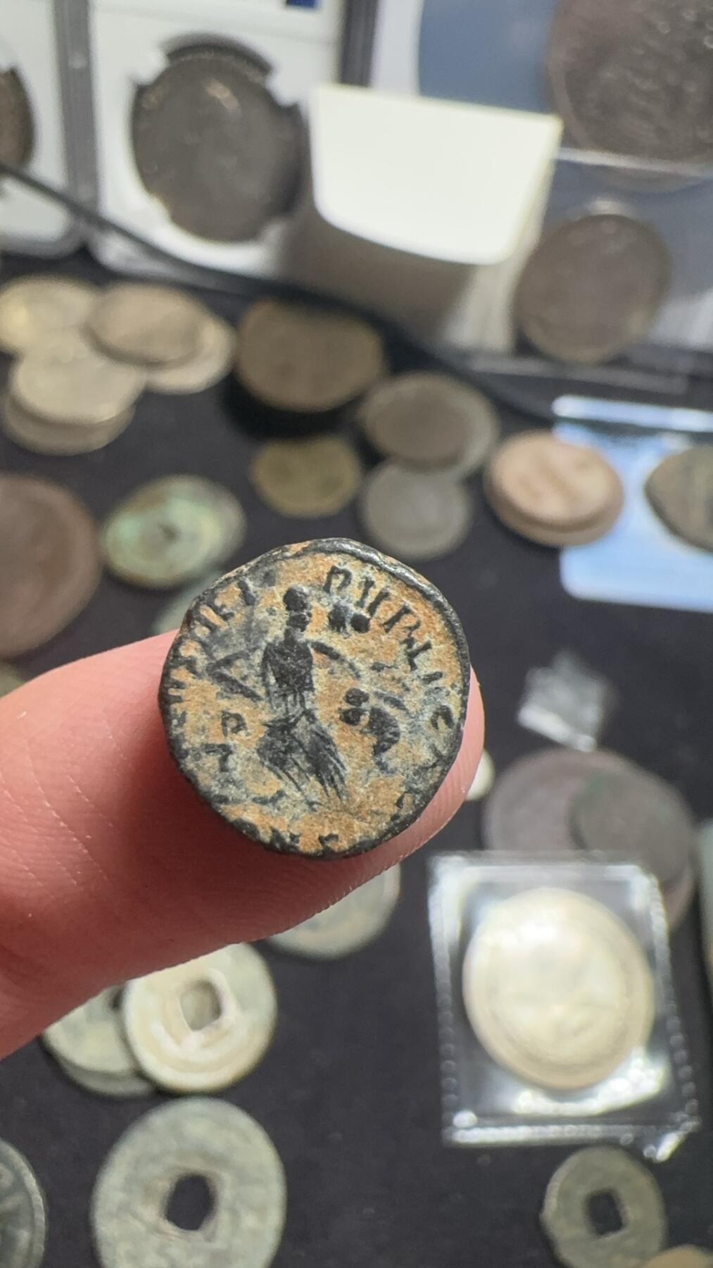南宋泉阁俄币 外币 国币 专场第二期 古罗马 公元383-408年 东罗马皇帝 阿卡狄乌斯蛮族俘虏小铜币 打制清晰 品相好