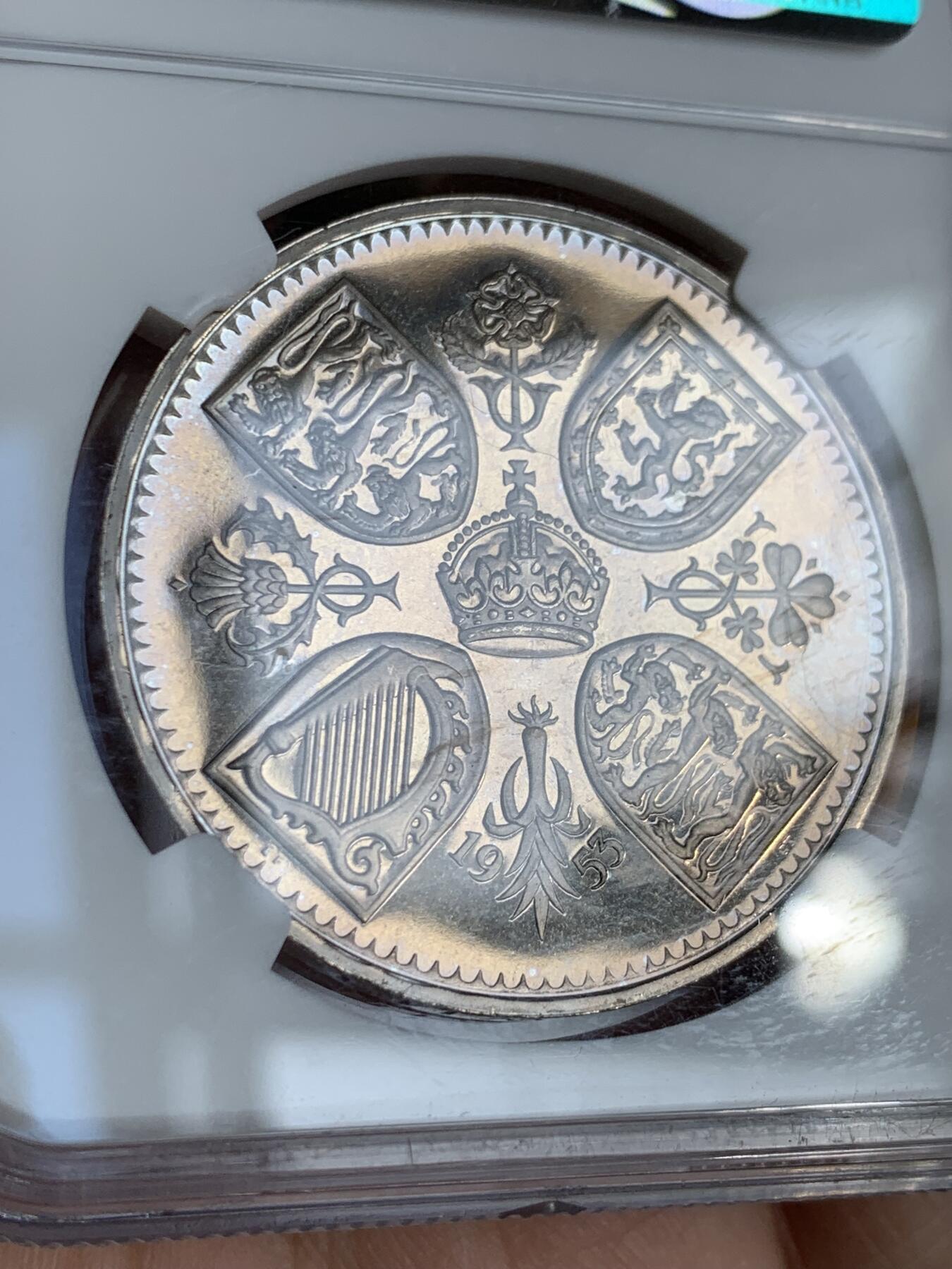《竞宝斋》第336场 周日，周一 2场连拍 （全场包邮） NGC PF65CAMEO 英国1953年女王登基精制1克朗