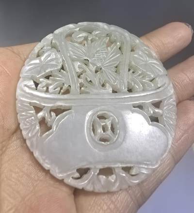 旧藏和田玉雕件克重:22.4g尺寸:5.4cm*0.5cm - 旧藏和田玉雕件克重:22.4g尺寸:5.4cm*0.5cm