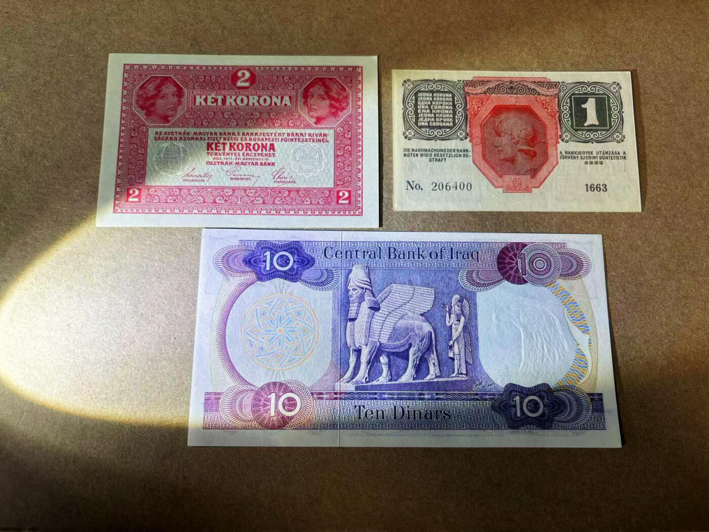 【Blue Auction】✨世界纸币精拍第594期【精】 【一组3张】伊拉克 10第纳尔 UNC品相&奥地利早期1-2克朗 UNC-