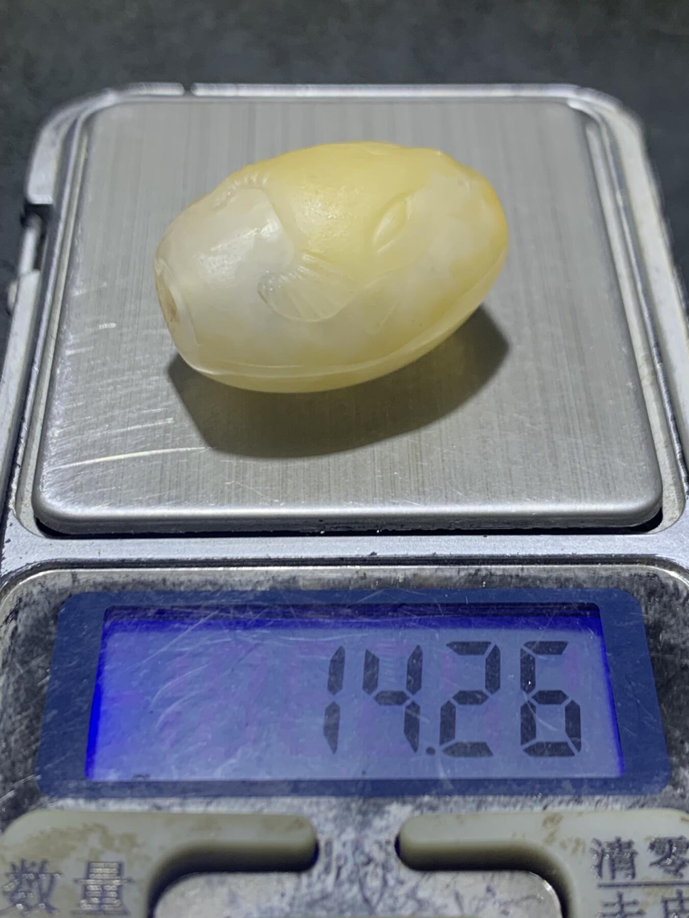 精美冰飘亚光战国红玛瑙手工俏色巧雕牛头勒子一个