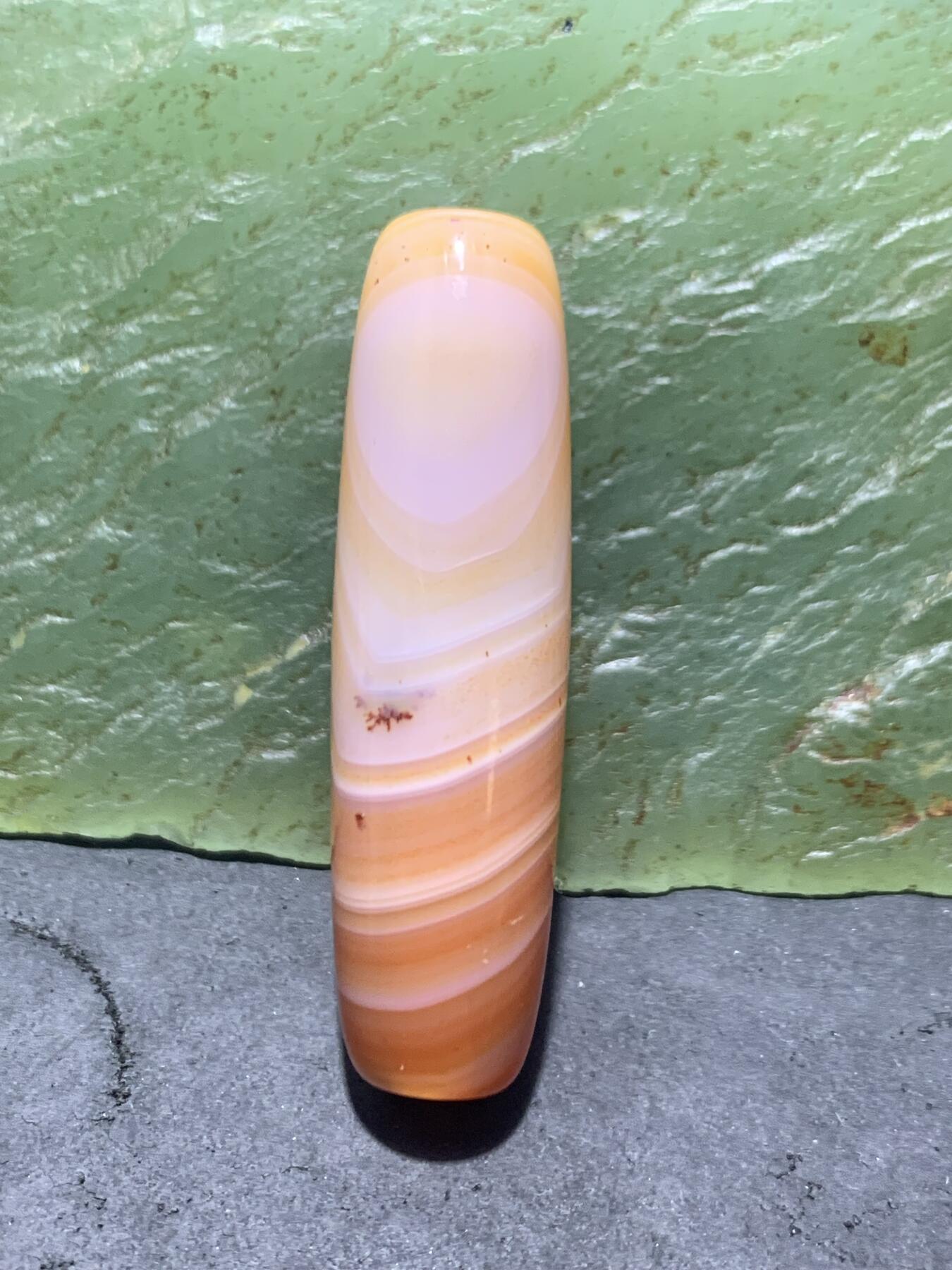 高玉化天眼纹巴西玛瑙随形通货桶珠一个，
