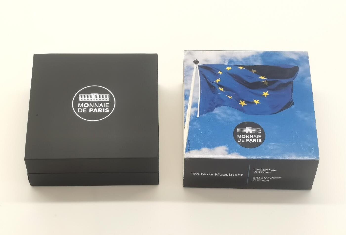 博洋堂世界钱币拍卖第103期（全场包邮） 法国2018年马斯特里赫特条约签订25周年10欧元精制纪念银币，22.2克900银，37mm，发行量3000枚，原盒证