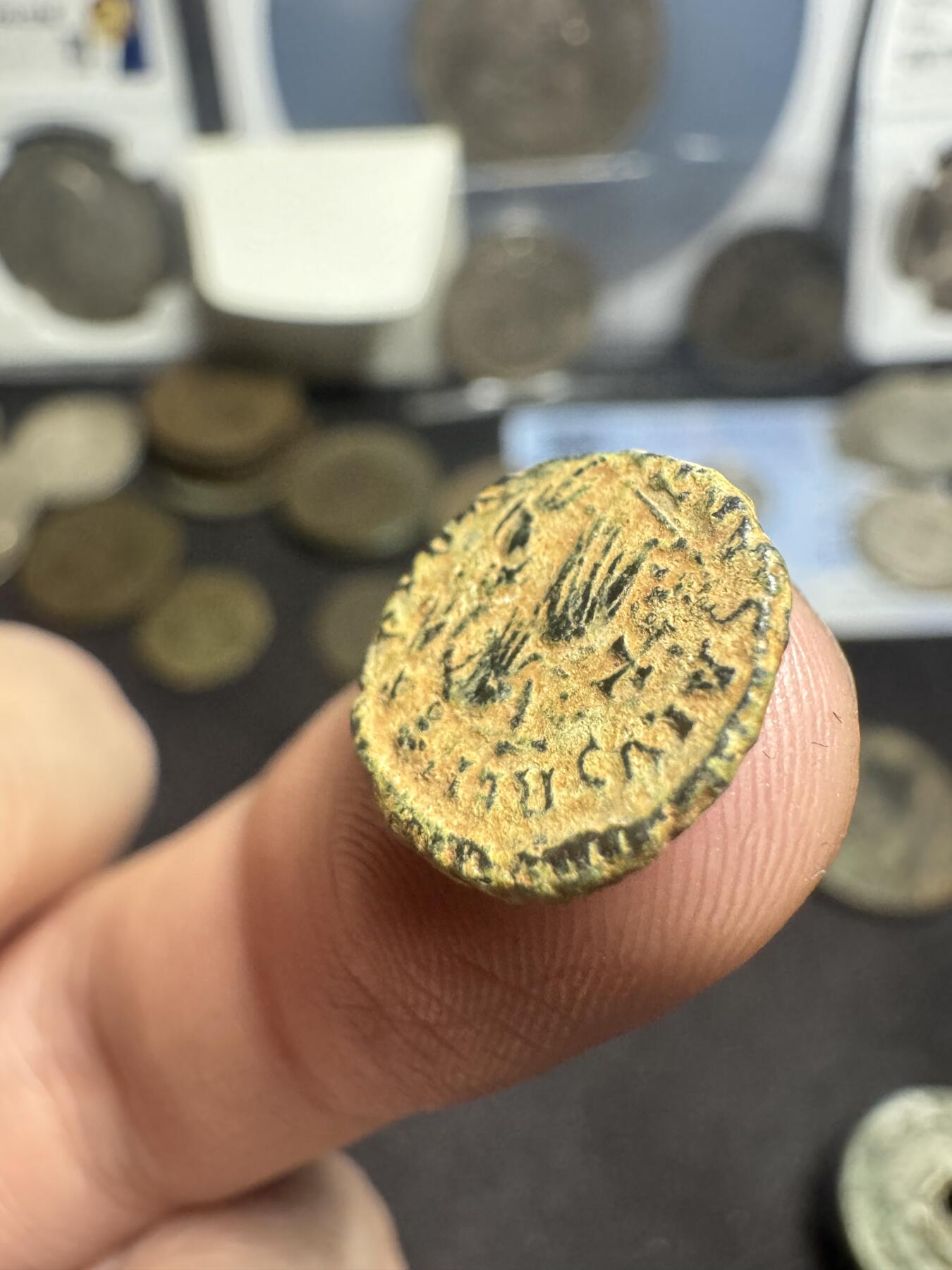 南宋泉阁俄币 外币 国币 专场第二期 罗马 东罗马 公元401-450 狄奥多希二世 蛮族俘虏小铜币 背逆 
